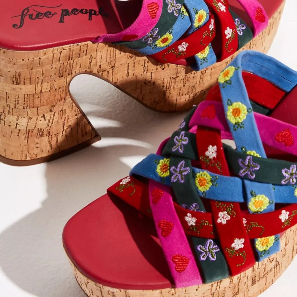 Free People Lisbon Pink Suede Embroidered Platform Sandal - Picture 4 of 4